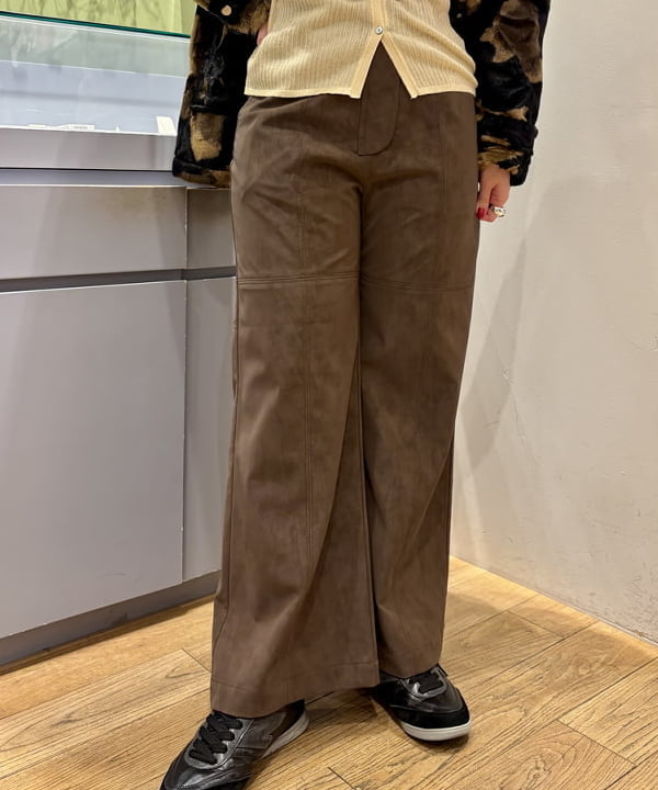 ちりこさんの「BEAMS WOMEN｜RBS / フェイクファー ステンカラー コート」を使ったコーディネート