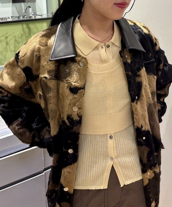 ちりこさんの「BEAMS WOMEN｜RBS / フェイクファー ステンカラー コート」を使ったコーディネート