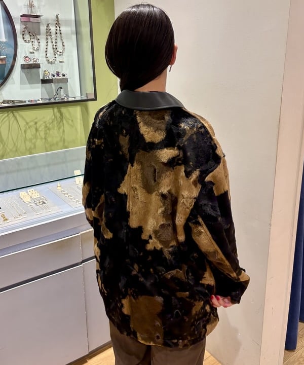 ちりこさんの「BEAMS WOMEN｜RBS / フェイクファー ステンカラー コート」を使ったコーディネート