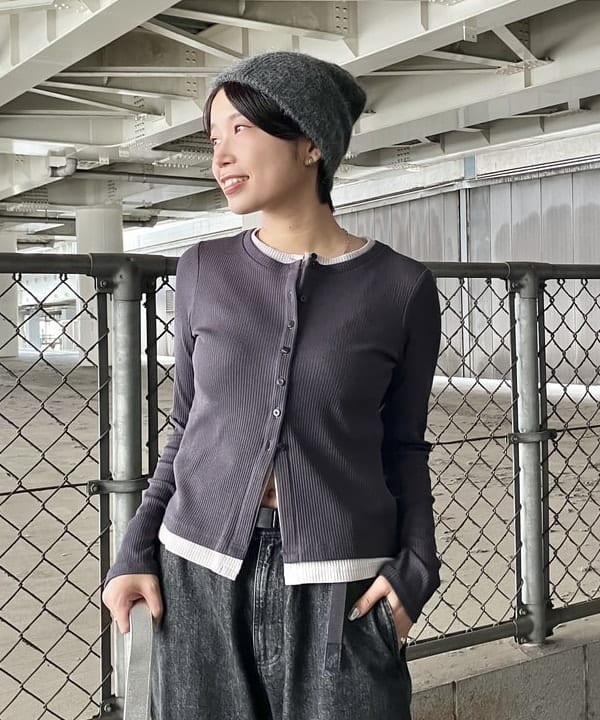 みやさかさんの「BEAMS WOMEN｜【別注】Gramicci / デニム オーバーパンツ」を使ったコーディネート