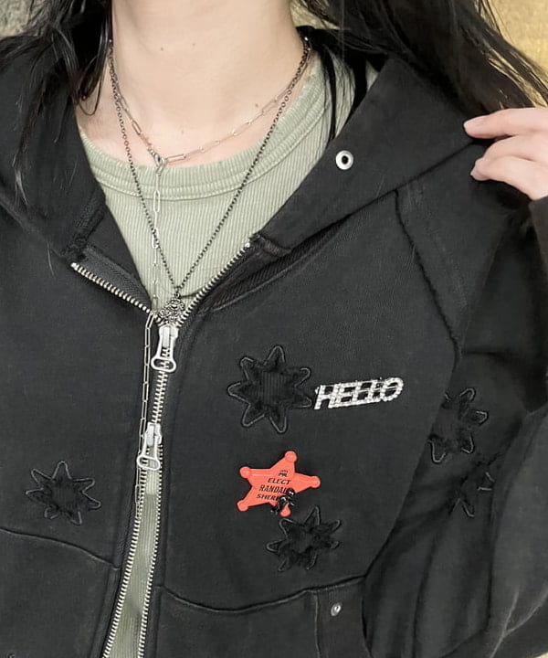 加歩さんの「BEAMS WOMEN｜コード フレア パンツ」を使ったコーディネート