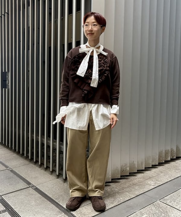 みりさんの「maturely / オーガニック コットン ハート フリルシャツ」を使ったコーディネート