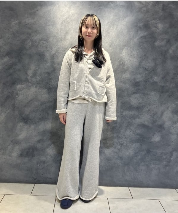 無*果様 新品未使用　BEAMS BOY ビームスボーイ　シェブロンプリントスカ BEAMS BOY（ビームス ボーイ）大判 チェック柄 ストール