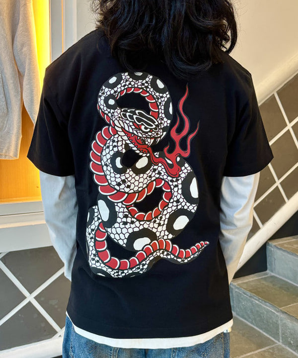 TRINITE × SND ヘアタイ ストリートスタイル スクエア TOKYO CULTUART by BEAMS（1128711） スタイリング