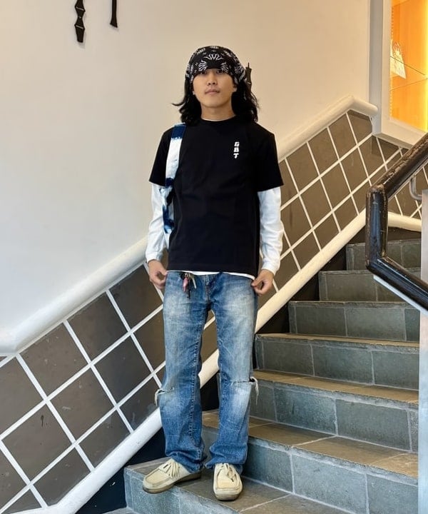 TRINITE × SND ヘアタイ ストリートスタイル スクエア TOKYO CULTUART by BEAMS（1128711） スタイリング