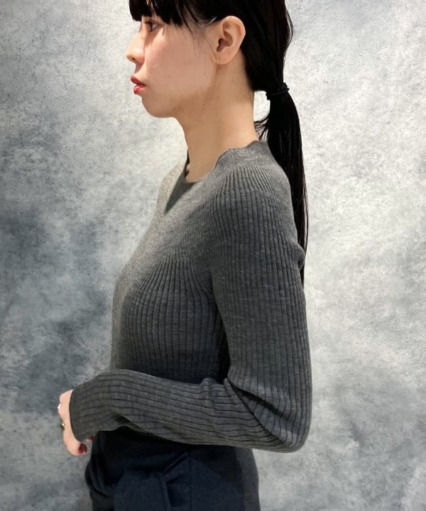 OSUMIさんの「BEAMS WOMEN｜ホールガーメント リブ プルオーバー」を使ったコーディネート