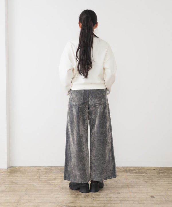 ayaさんの「BEAMS WOMEN｜フロッキー デニム ワイド パンツ」を使ったコーディネート