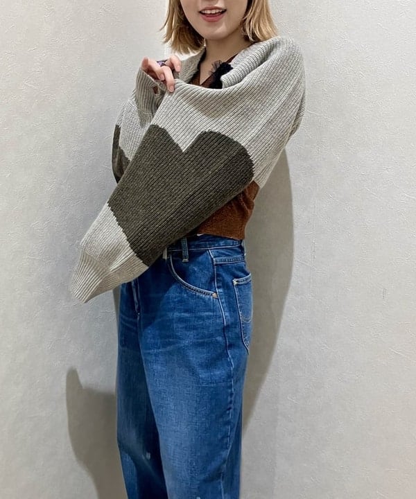 小原 もこさんの「BEAMS WOMEN｜maturely / ハート ボレロ」を使ったコーディネート