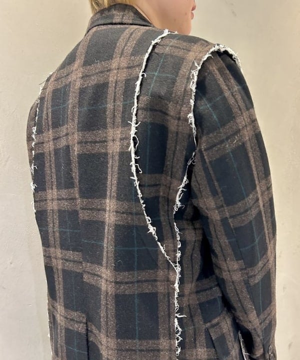 スミレさんの「BEAMS WOMEN｜リサイクルウール カットオフ ジャケット」を使ったコーディネート