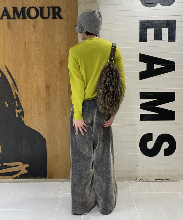 マツミヤさんの「BEAMS WOMEN｜12ゲージ BB エンブロイダリー カーディガン」を使ったコーディネート