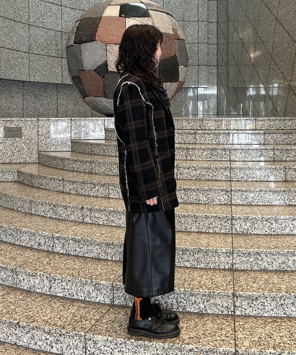 Sakiさんの「BEAMS WOMEN｜リサイクルウール カットオフ ジャケット」を使ったコーディネート