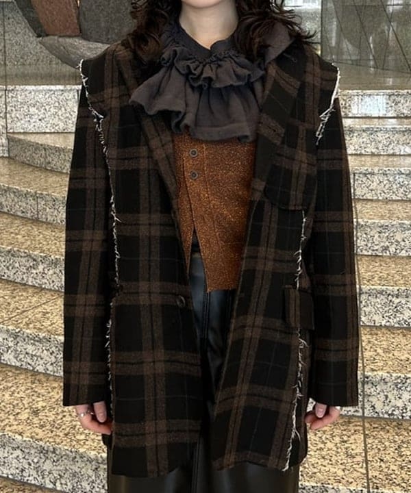 Sakiさんの「BEAMS WOMEN｜リサイクルウール カットオフ ジャケット」を使ったコーディネート