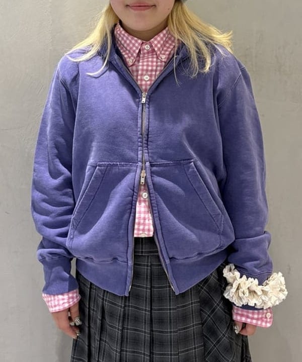 大石彩可さんの「BEAMS WOMEN｜【別注】REMI RELIEF / Sweat Zip Hoodie」を使ったコーディネート