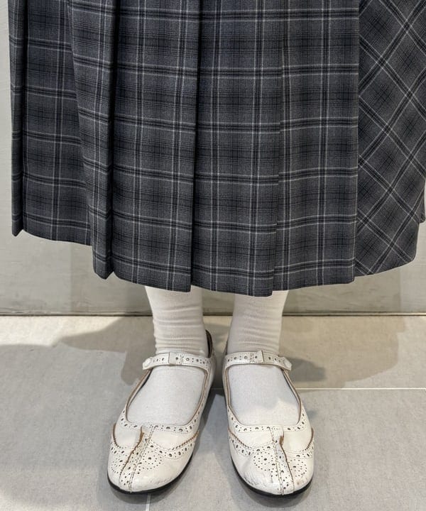 大石彩可さんの「BEAMS WOMEN｜【別注】REMI RELIEF / Sweat Zip Hoodie」を使ったコーディネート