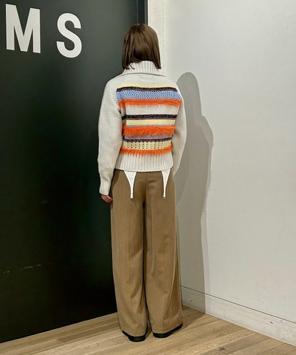 早川 萌子さんの「BEAMS WOMEN｜【別注】boussole / ボーダージップ ニット カーディガン」を使ったコーディネート