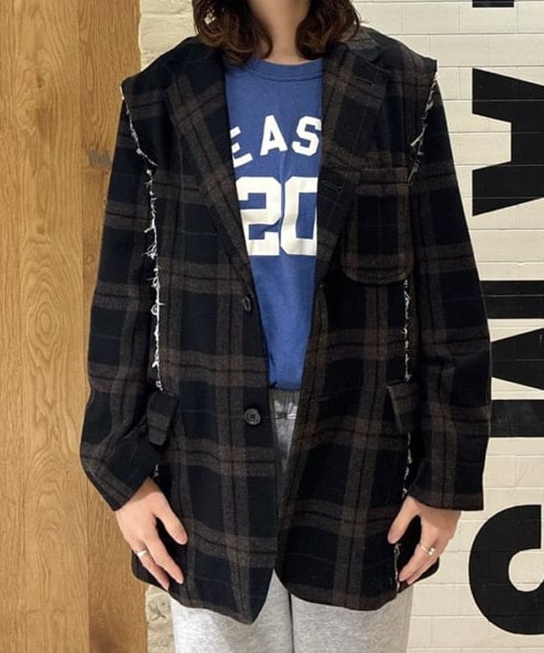 キラリさんの「BEAMS WOMEN｜リサイクルウール カットオフ ジャケット」を使ったコーディネート