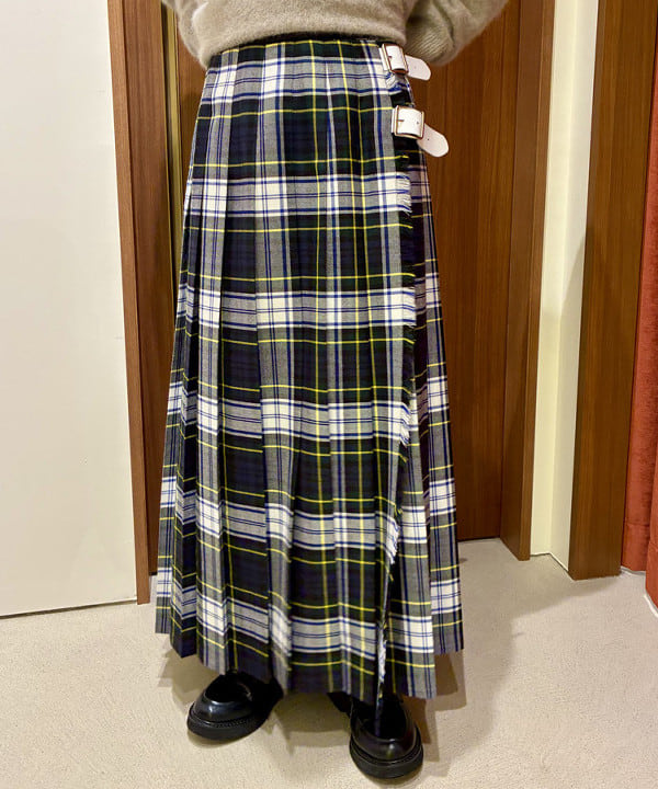 イナダさんの「BEAMS WOMEN｜ヤク フォックス ロングスリーブ プルオーバーニット」を使ったコーディネート