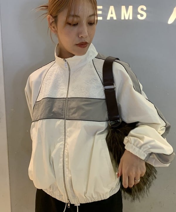 れいなさんの「BEAMS WOMEN｜ロング ファー バッグ」を使ったコーディネート