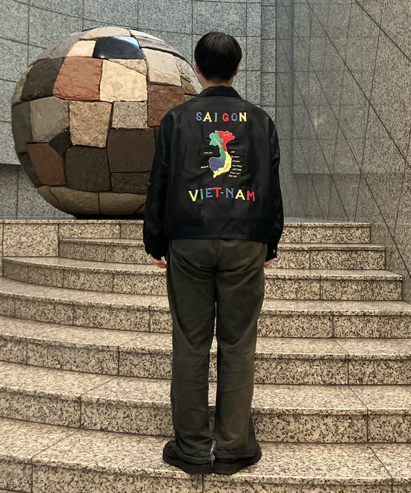 赤羽 花さんの「BEAMS WOMEN｜【別注】テーラー東洋 / アセテート ベトナム ジャケット」を使ったコーディネート