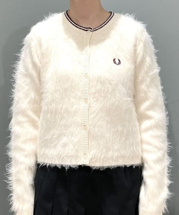 森本 理絵さんの「BEAMS WOMEN｜【別注】FRED PERRY / Tennis Pleats Skirt」を使ったコーディネート