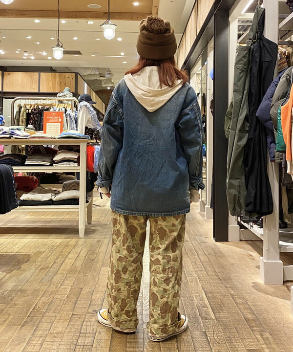 原口 愛さんの「BEAMS WOMEN｜【別注】Healthknit × maturely / フーデッド ヘンリー ロングスリーブ」を使ったコーディネート