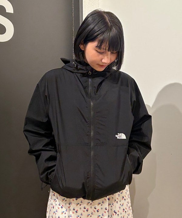 佐藤 亜美さんの「BEAMS WOMEN｜THE NORTH FACE / コンパクト ジャケット」を使ったコーディネート