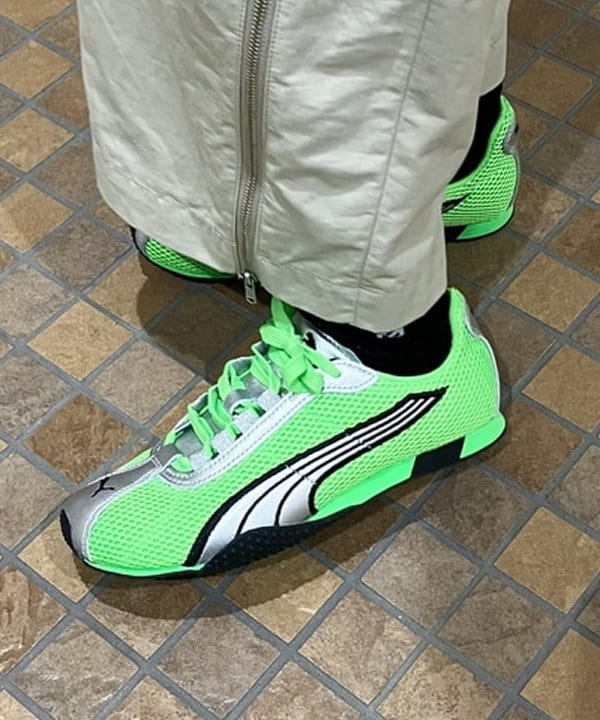 まゆちゃんさんの「BEAMS WOMEN｜PUMA / マイクロ グリップ バッグ」を使ったコーディネート