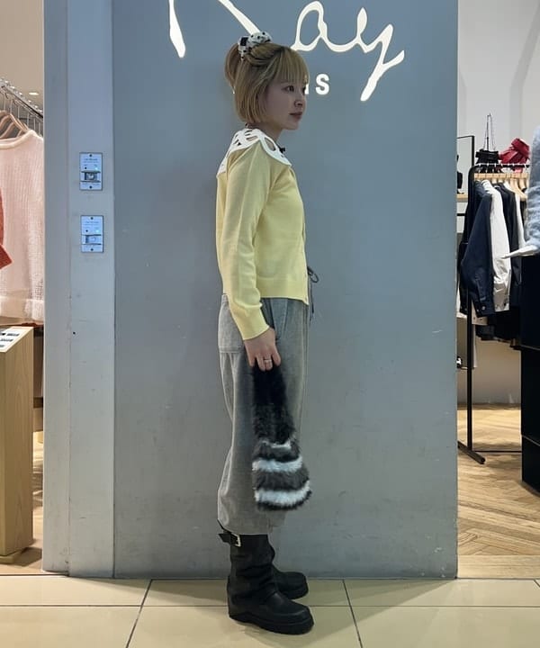 ナカノ アイさんの「BEAMS WOMEN｜【別注】MIYAO / ニット カーディガン」を使ったコーディネート