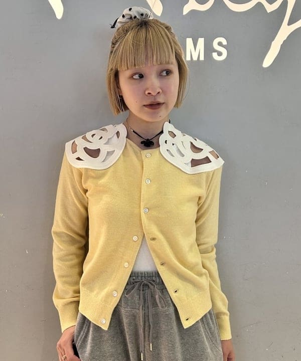 ナカノ アイさんの「BEAMS WOMEN｜【別注】MIYAO / ニット カーディガン」を使ったコーディネート