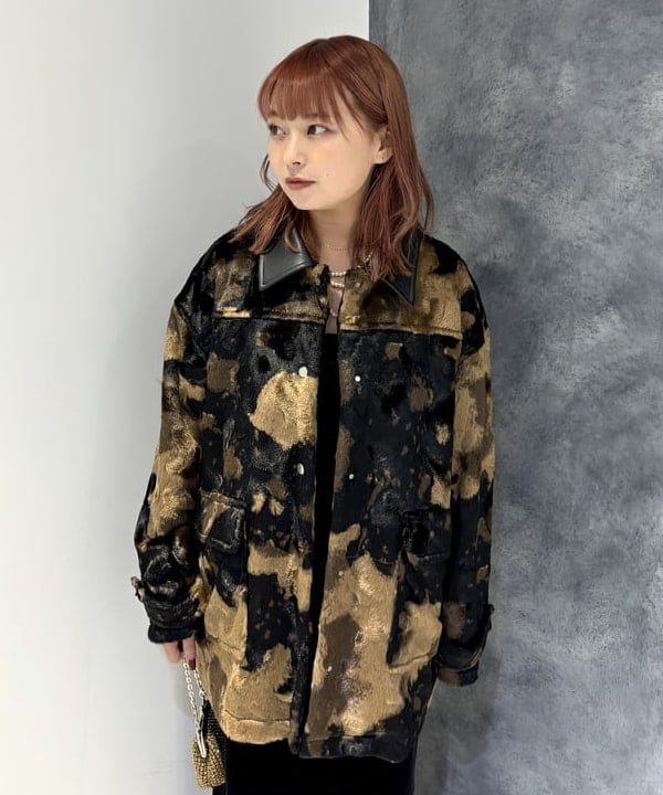 あすかさんの「BEAMS WOMEN｜RBS / フェイクファー ステンカラー コート」を使ったコーディネート