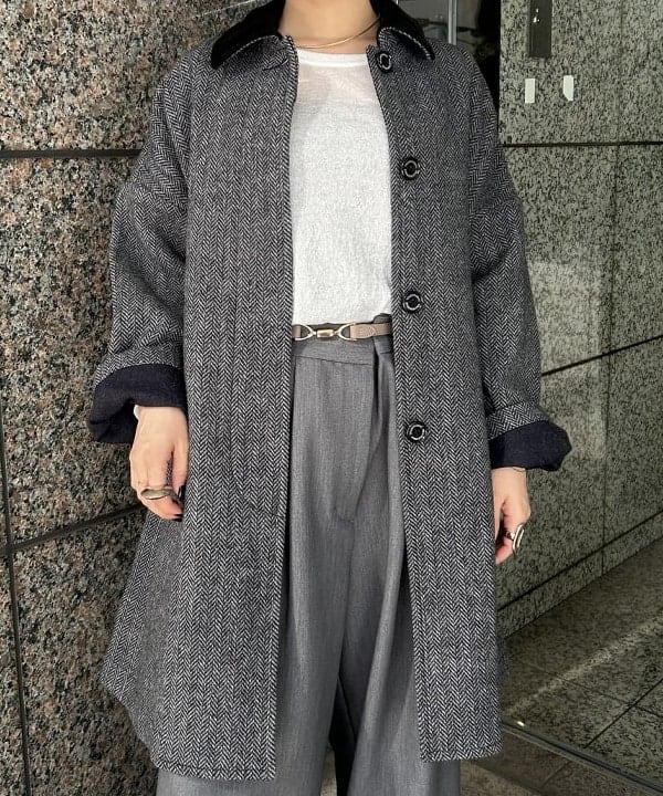 大槻 まひろさんの「BEAMS WOMEN｜Traditional Weatherwear / MALTON HEAT TWEED コート」を使ったコーディネート