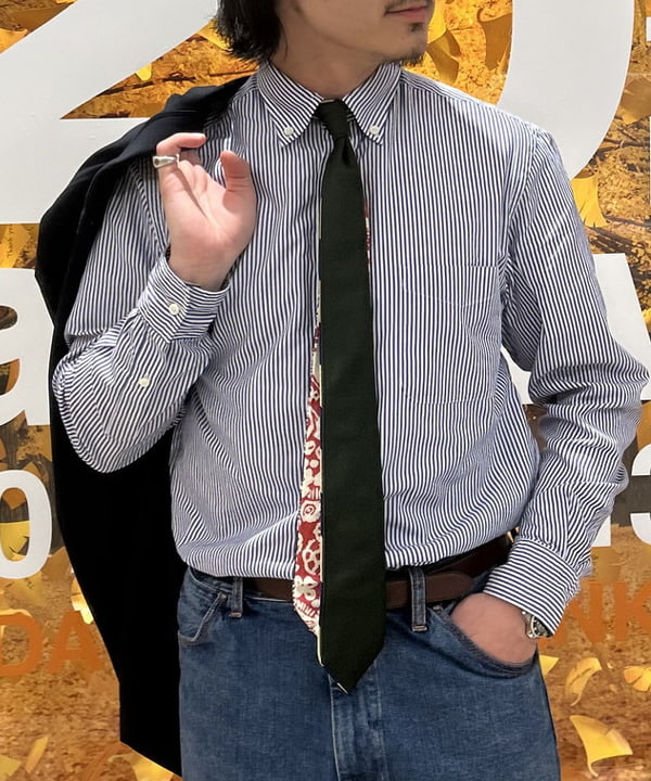 IHA(イハ)さんの「BEAMS WOMEN｜コンバット ウール 3ボタン ブレザー」を使ったコーディネート