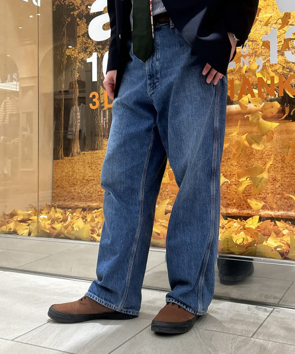 IHA(イハ)さんの「BEAMS WOMEN｜コンバット ウール 3ボタン ブレザー」を使ったコーディネート