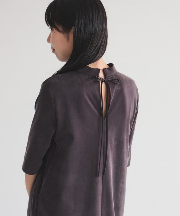 中丸　栞さんの「BEAMS WOMEN｜2WAY キュプラ カットワンピース」を使ったコーディネート