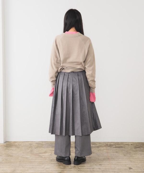 ayaさんの「BEAMS WOMEN｜レザーライクプリーツ スカート」を使ったコーディネート