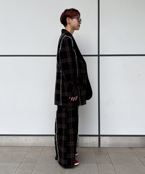 みりさんの「リサイクルウール カットオフ ジャケット」を使ったコーディネート