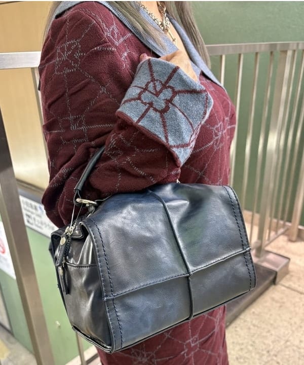 オカベ　アヤカさんの「BEAMS WOMEN｜【別注】YanYan / June Dress」を使ったコーディネート