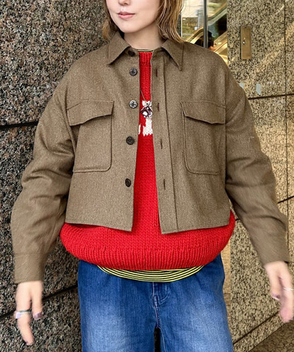 小原 もこさんの「BEAMS WOMEN｜ショート ヘリンボーン CPO ジャケット」を使ったコーディネート