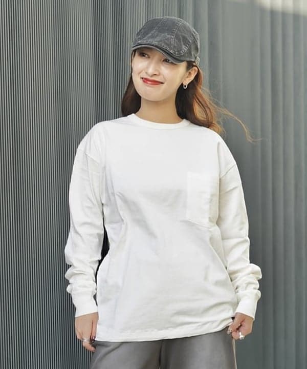 松本 佳菜子さんの「BEAMS WOMEN｜ダメージ スウェット パンツ」を使ったコーディネート