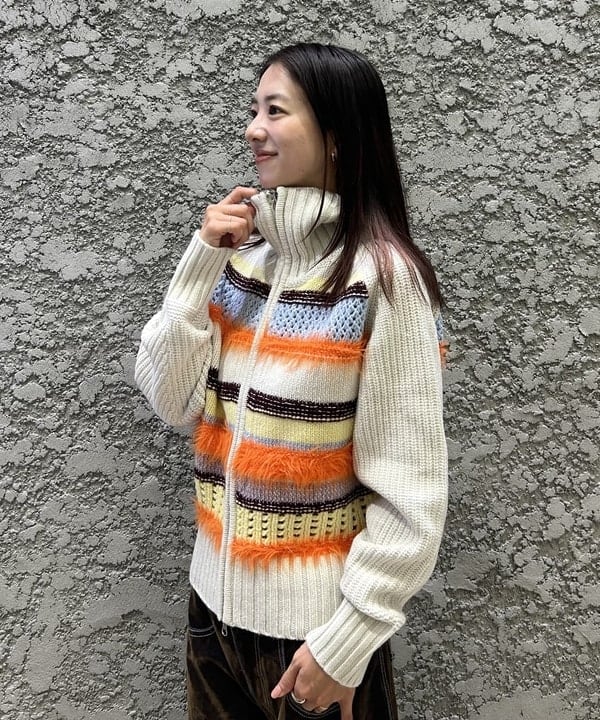 ササキさんの「BEAMS WOMEN｜【別注】BOUSSOLE / ボーダージップ ニット カーディガン」を使ったコーディネート