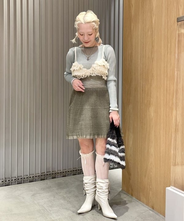 TWW×BEAMS 別注 SELBY フーディー TWW×BEAMS 別注 SELBY フーディー