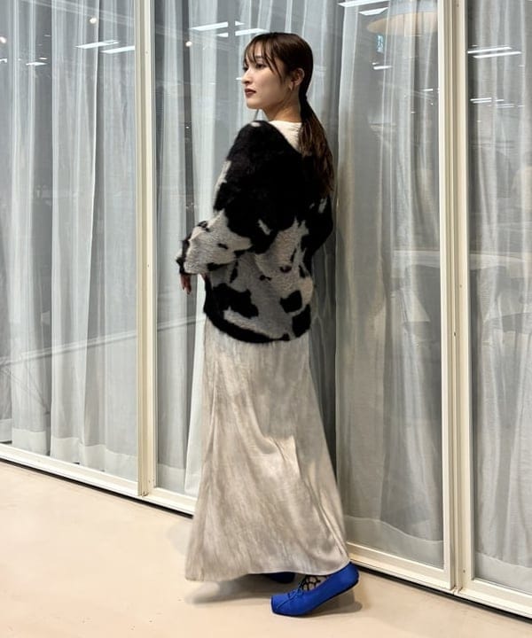 松本 佳菜子さんの「BEAMS WOMEN｜Lee / ANIMAL KNIT CARDIGAN」を使ったコーディネート