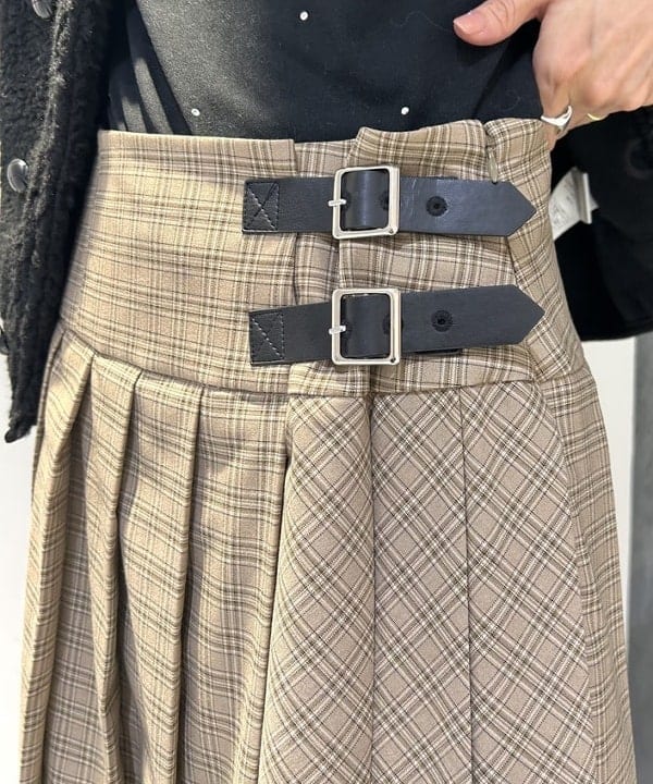 ササキさんの「BEAMS WOMEN｜Gymphlex / フーデッド ボア ベスト」を使ったコーディネート