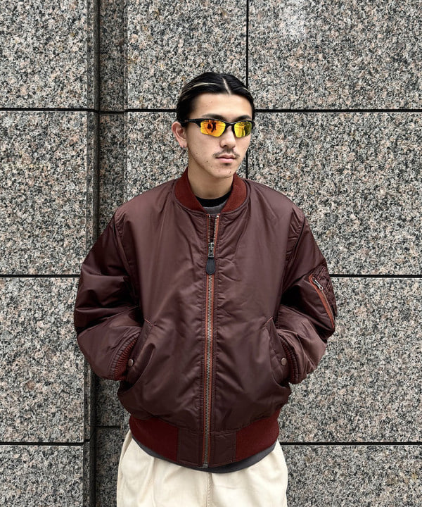 Ryohei Takataさんの「BEAMS WOMEN｜リラックスフィット THERMOLITE(R) MA-1 （撥水）」を使ったコーディネート