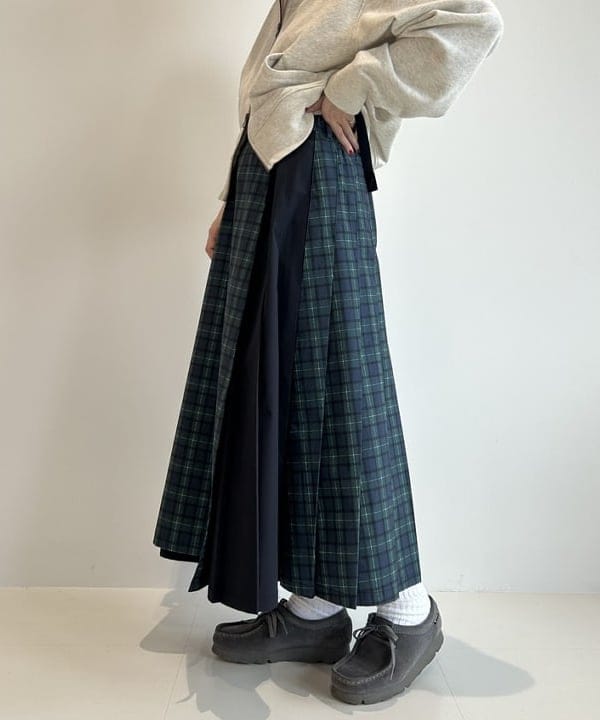 清水 彩乃さんの「BEAMS WOMEN｜BEAMS BOY / BBロゴ ショップバック」を使ったコーディネート