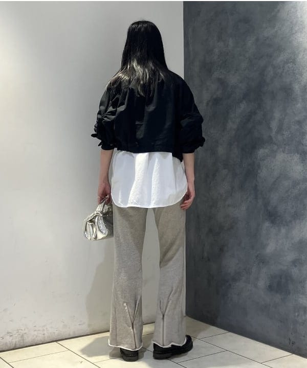 にしだてさんの「BEAMS WOMEN｜maturely / ストライプ アンド ソリッド カットオフ ロングスリーブ シャツ」を使ったコーディネート