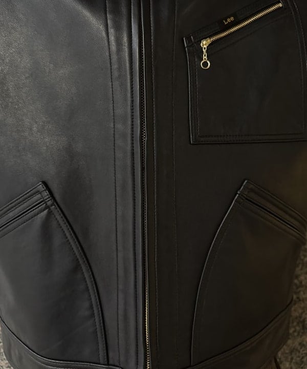 配島 孝明さんの「BEAMS WOMEN｜【別注】Dickies / コーデュロイ パンツ」を使ったコーディネート