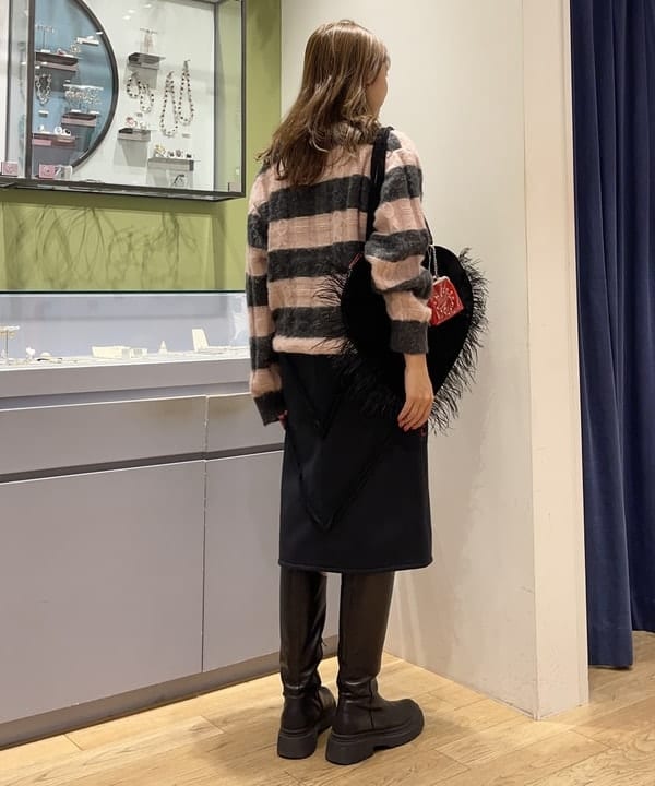 大木さんの「BEAMS WOMEN｜ワイド ボーダー ポロ ニット」を使ったコーディネート