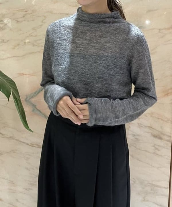 茂野 真楓さんの「BEAMS WOMEN｜LVIR / スエード ブルゾン」を使ったコーディネート