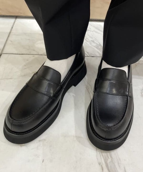 茂野 真楓さんの「BEAMS WOMEN｜LVIR / スエード ブルゾン」を使ったコーディネート